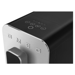 Кофемашина SMEG BCC12BLMEU
