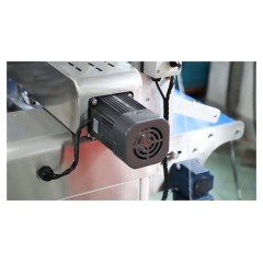 Машина термоформовочная автоматическая Hualian HVR-520A