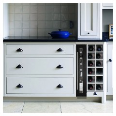 Винный шкаф Dunavox DAUF-9.22B