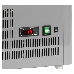 Витрина холодильная TEFCOLD UPD80 серая