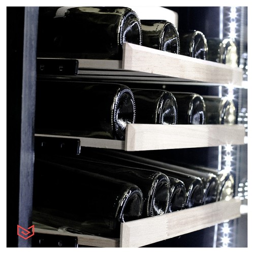 Винный шкаф MEYVEL MV46-WM1-C