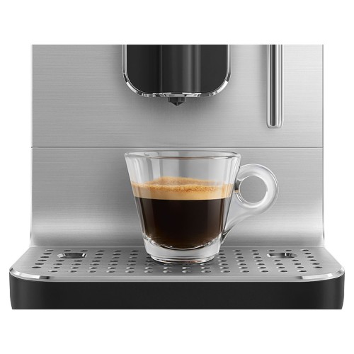 Кофемашина SMEG BCC02BLMEU
