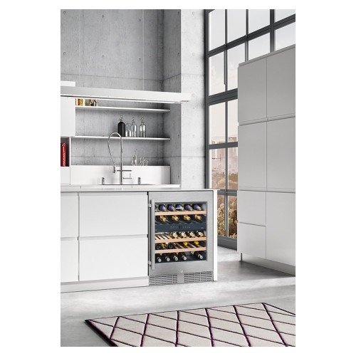 Винный шкаф Dunavox DXJ-65.154DB