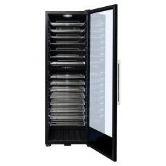 Винный шкаф La Sommeliere CTVNE230A