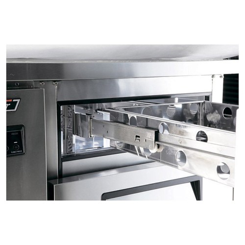 Стол холодильный Turbo air KUR15-3D-6 600 мм