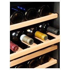 Винный шкаф Vinosafe VSF28AM