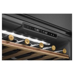 Винный шкаф SMEG CVI629NR3