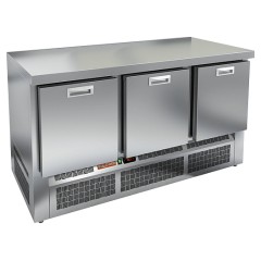 Стол холодильный HICOLD GNE 111/TN BOX O без борта