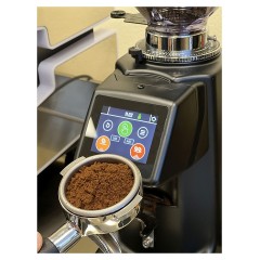 Кофемолка Quamar M80 Touch Plus с сенсорным дисплеем черная матовая