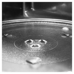 Печь микроволновая EKSI WD900G-L23