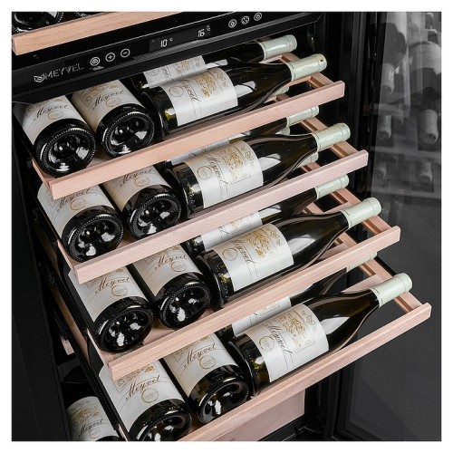 Винный шкаф Temptech Oslo OZ45SB монотемпературный черный