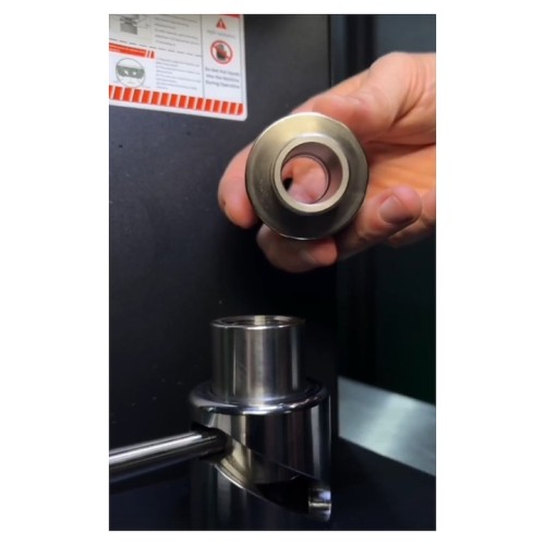 Аппарат для упаковки напитков Hurakan HKN-CSM820