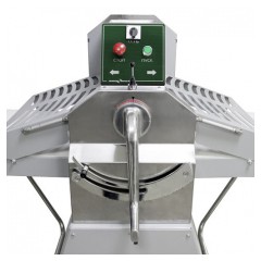 Машина тестораскаточная ПищТех МРТУ-500/900