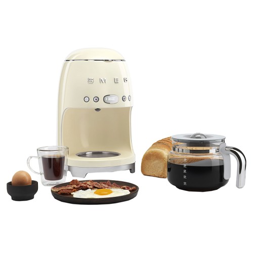 Кофеварка SMEG DCF02CREU