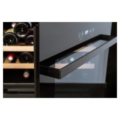 Винный шкаф La Sommeliere LSBI28B