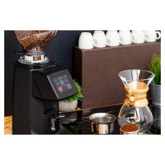 Кофемолка Quamar M80 Touch Plus с сенсорным дисплеем черная матовая