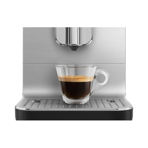 Кофемашина автоматическая SMEG BCC13BLMEU черная