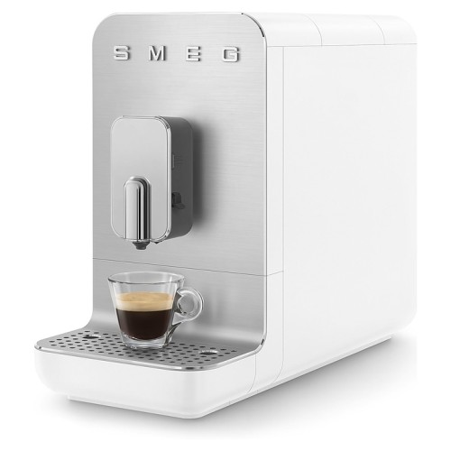 Кофемашина автоматическая SMEG BCC13WHMEU белая