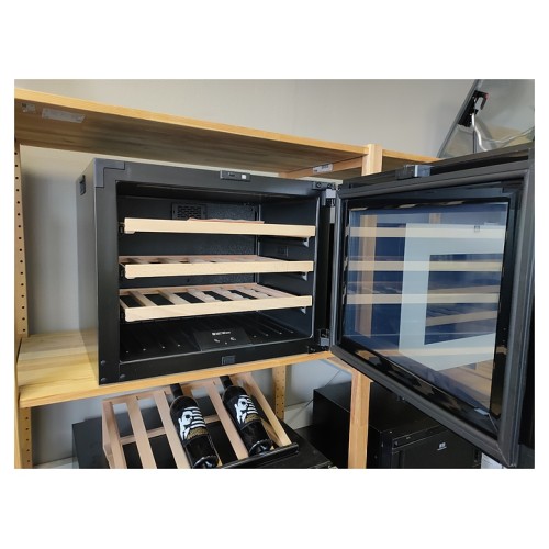 Винный шкаф MC Wine W24S Touch Open