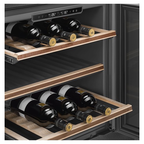 Винный шкаф SMEG CVI329X3