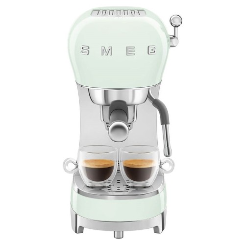 Эспрессо кофемашина SMEG ECF02PGEU пастельная зеленая