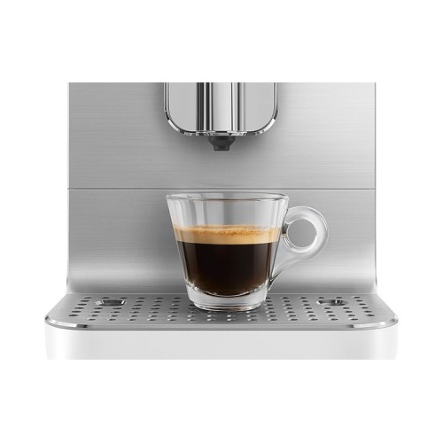 Кофемашина автоматическая SMEG BCC13WHMEU белая