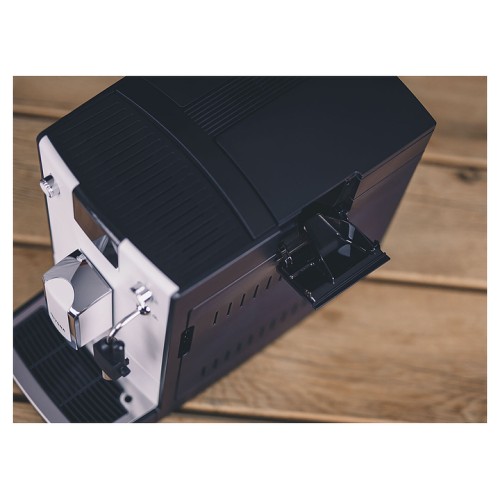 Кофемашина Nivona CafeRomatica NICR 560 белый фронт