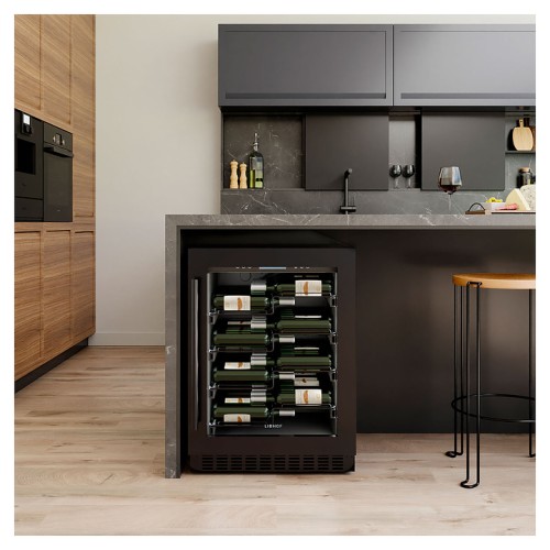 Винный шкаф Libhof Esthete EZ-36 black