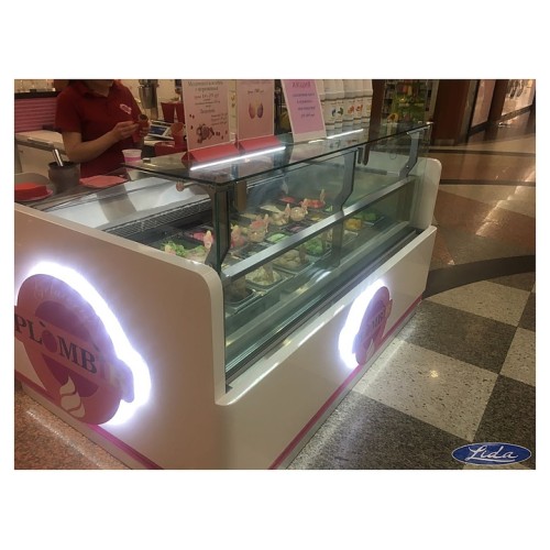 Витрина для мороженого Lida Kub Junior (1380х1200х1250 мм)