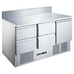 Стол холодильный Tatra TRTGNL1D4 TN SB (нижний агрегат) с бортом