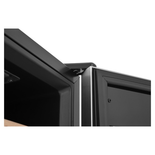 Винный шкаф Zugel ZTWF82B черный