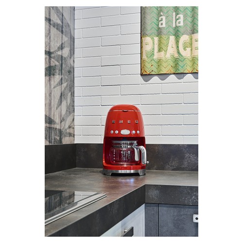 Кофеварка SMEG DCF02RDEU