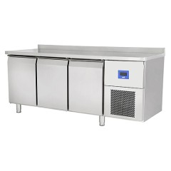 Стол холодильный OZTI 370.00 NMV HC E4, 3 двери