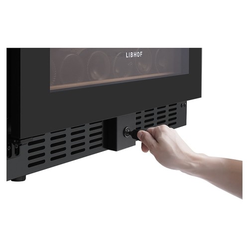 Винный шкаф Libhof Sommelier SMD-165 Black