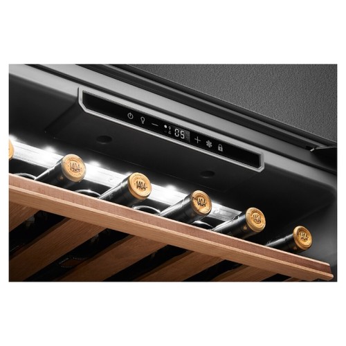 Винный шкаф SMEG CVI621NR3 черное стекло с медной фурнитурой